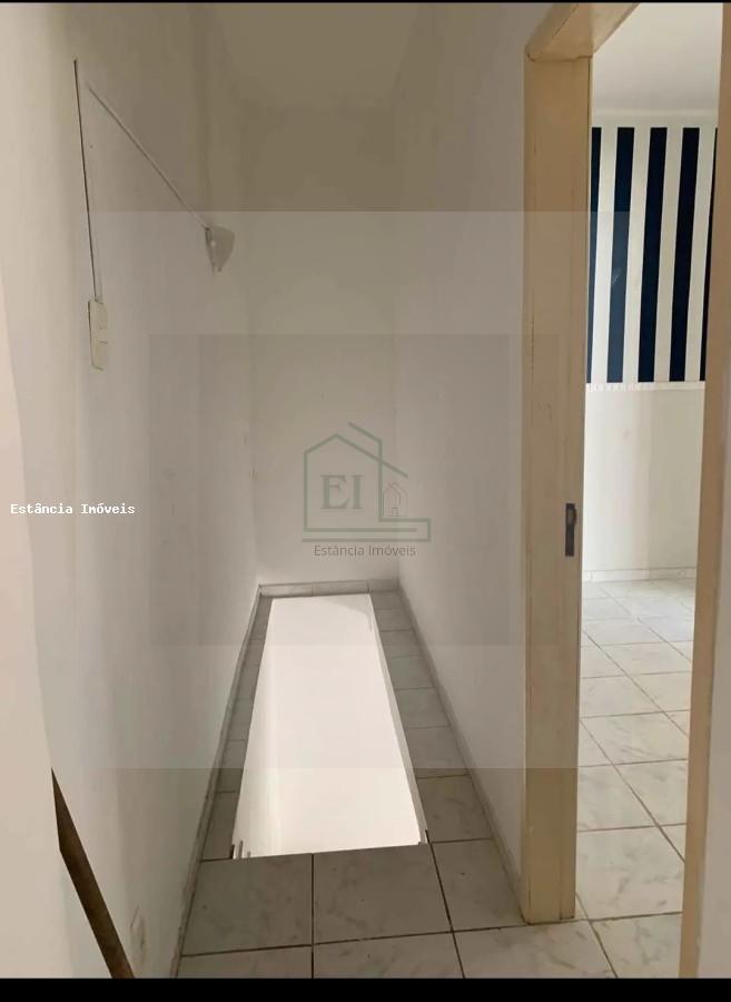Casa à venda com 2 quartos, 150m² - Foto 9
