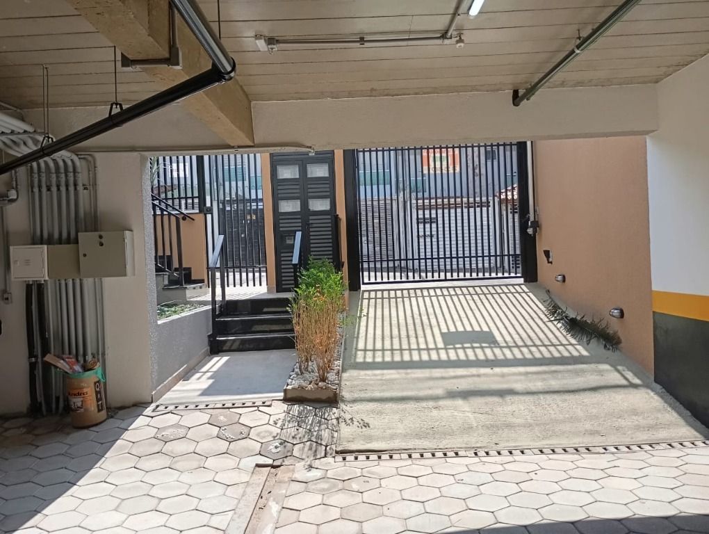 Sobrado à venda com 2 quartos, 60m² - Foto 9