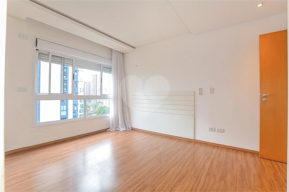 Apartamento à venda com 3 quartos, 122m² - Foto 7