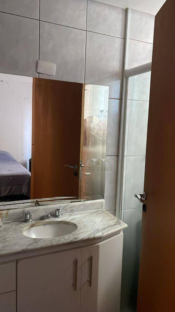 Apartamento à venda com 3 quartos, 133m² - Foto 18