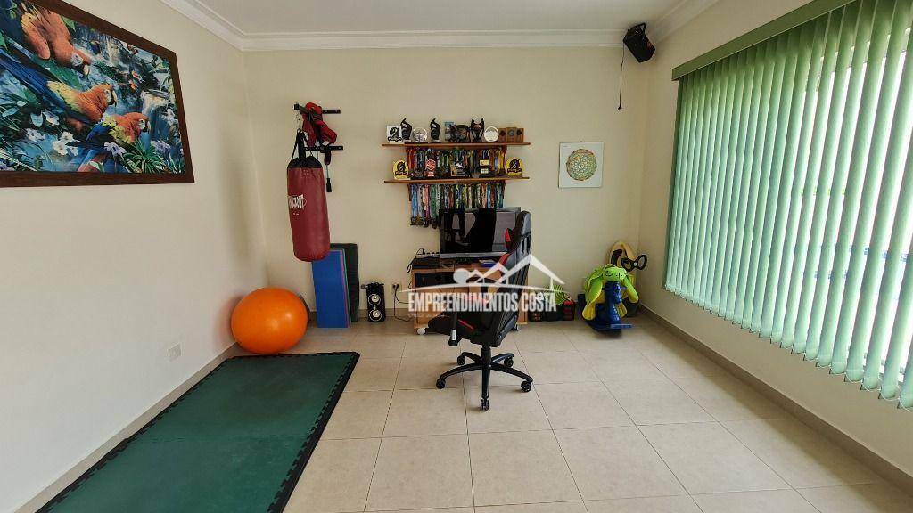 Casa de Condomínio à venda com 3 quartos, 350m² - Foto 25