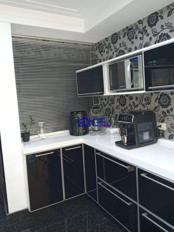 Sobrado à venda com 4 quartos, 350m² - Foto 39