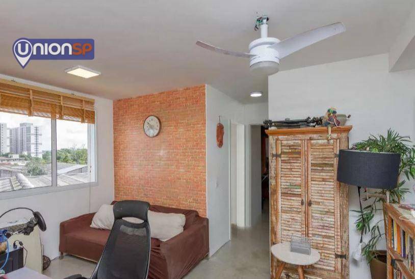 Apartamento à venda com 2 quartos, 43m² - Foto 1