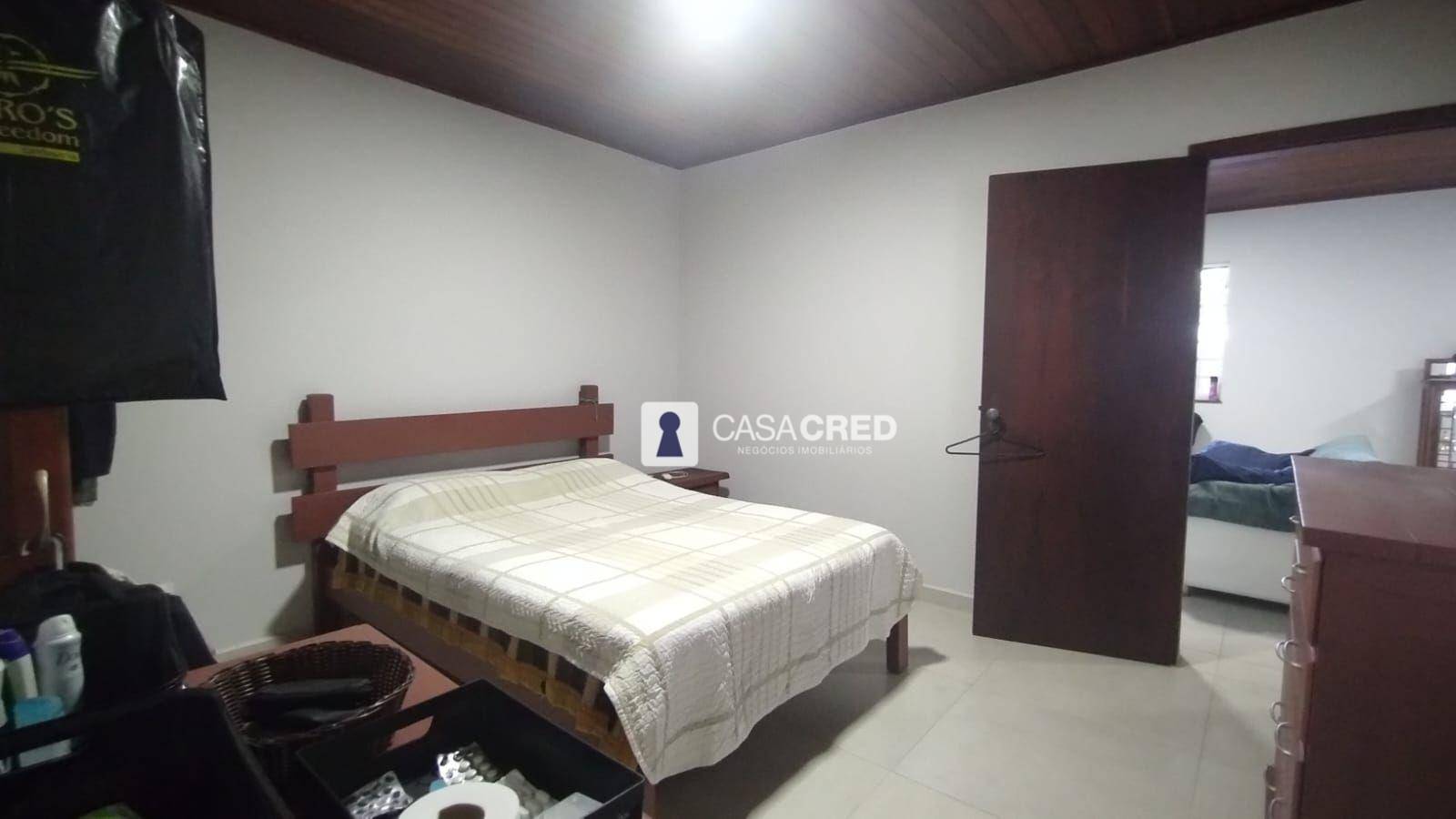 Casa à venda com 4 quartos, 350m² - Foto 25