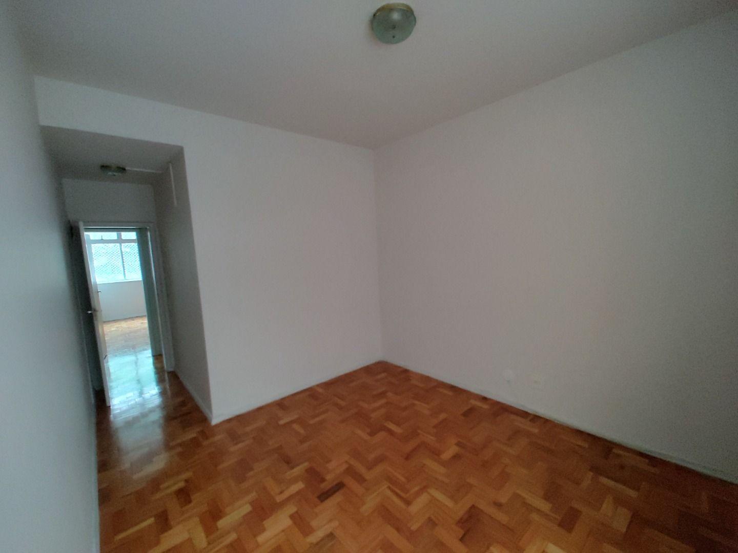 Apartamento à venda com 3 quartos, 135m² - Foto 12