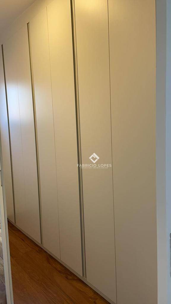 Casa à venda com 4 quartos, 230m² - Foto 3