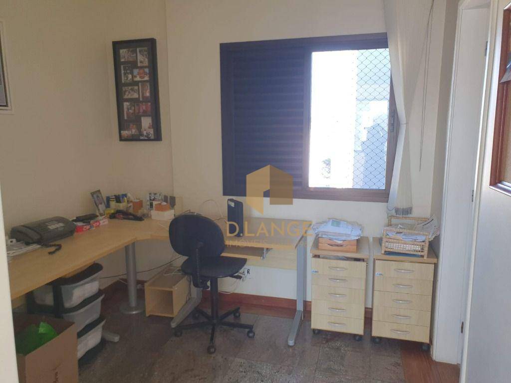 Apartamento à venda com 3 quartos, 220m² - Foto 19