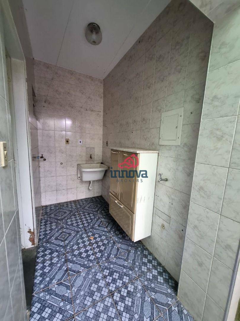 Sobrado à venda e aluguel com 3 quartos, 231m² - Foto 5