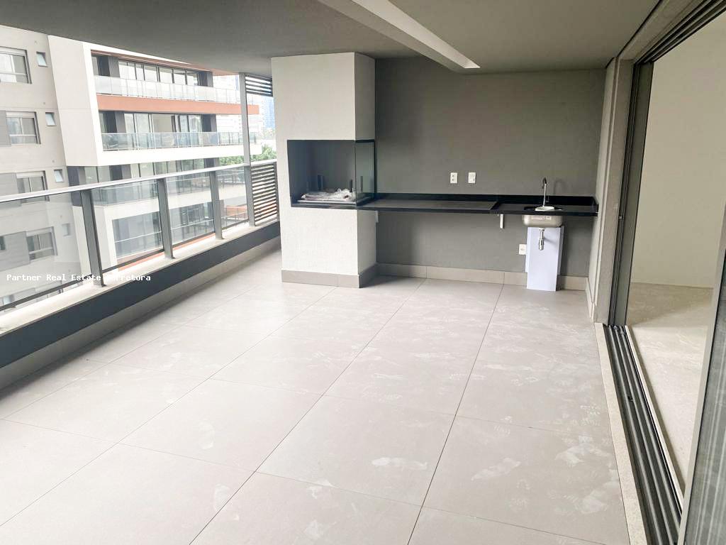 Apartamento à venda com 3 quartos, 158m² - Foto 1