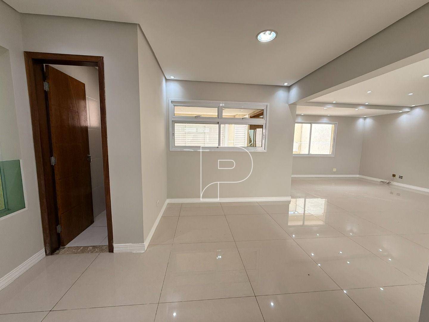 Casa à venda com 4 quartos, 270m² - Foto 6