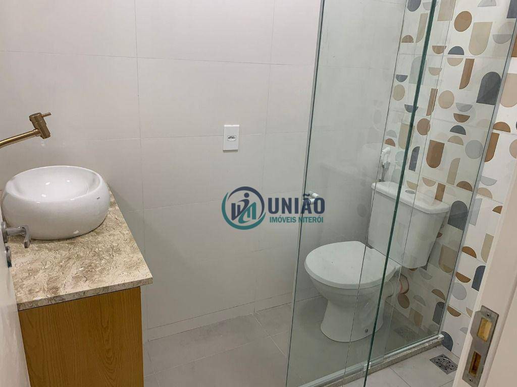 Apartamento à venda com 2 quartos, 70m² - Foto 11