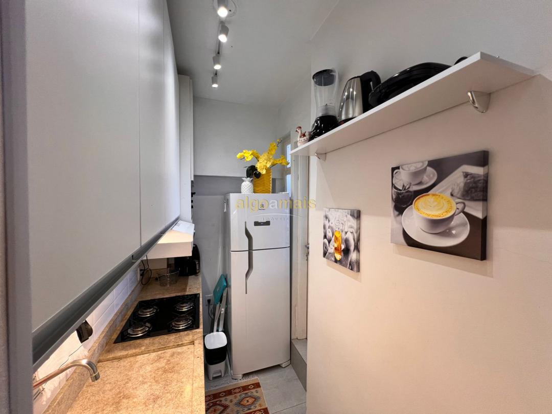 Apartamento à venda com 2 quartos, 79m² - Foto 12