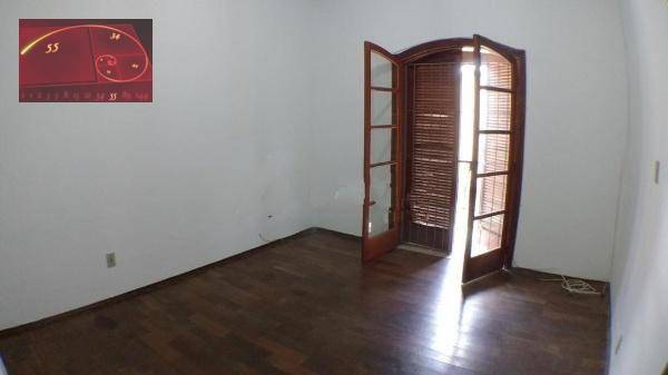 Casa à venda com 2 quartos, 146m² - Foto 8