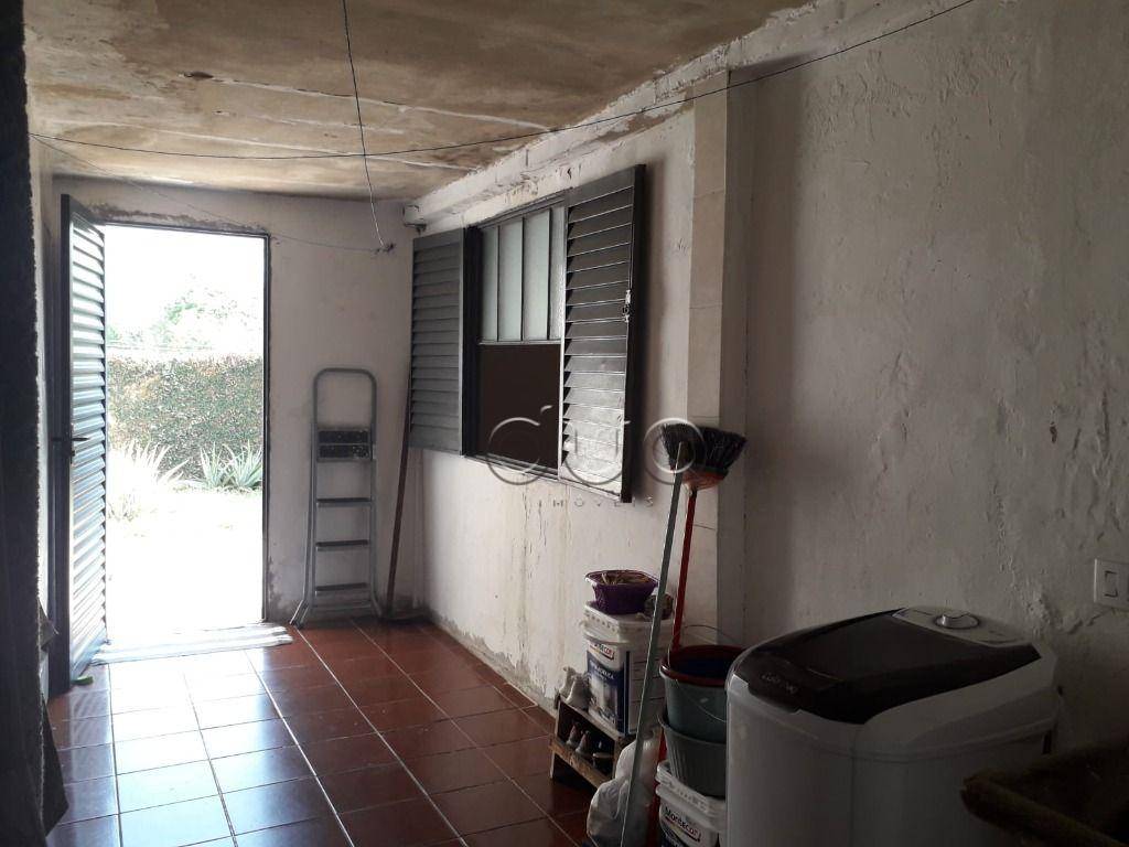 Casa à venda com 2 quartos, 60m² - Foto 12