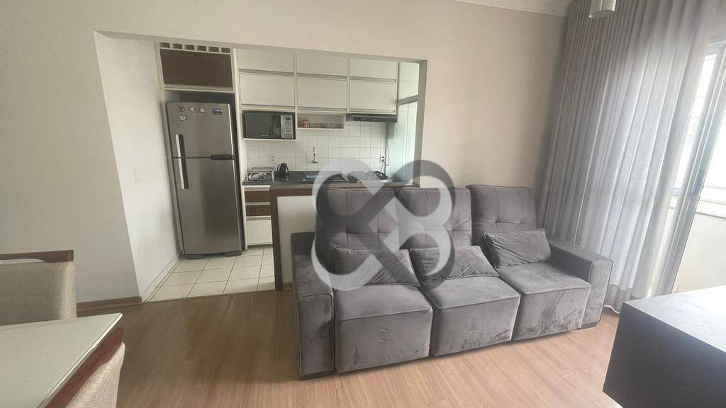 Apartamento à venda com 3 quartos, 70m² - Foto 4