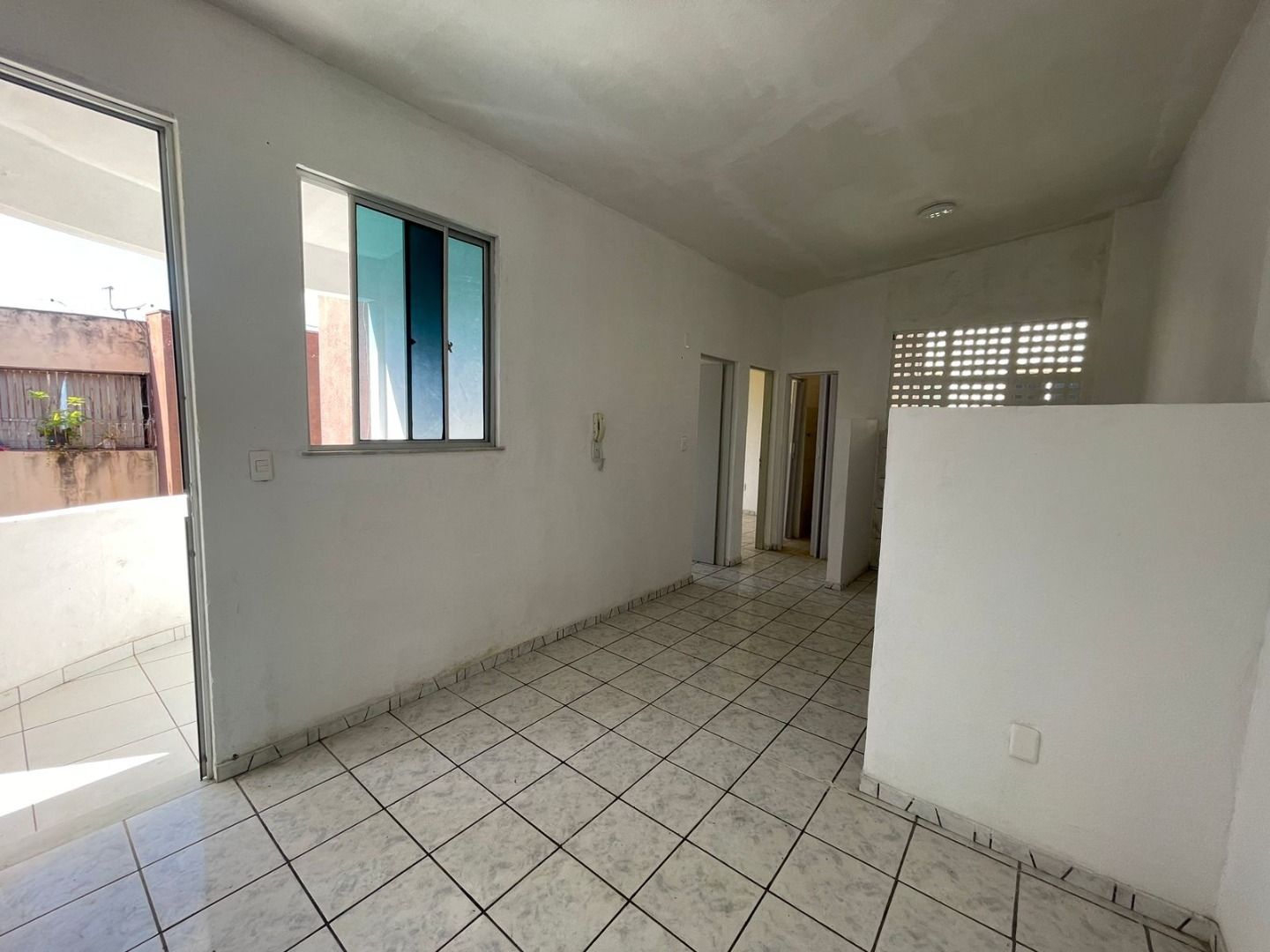 Apartamento à venda com 2 quartos, 50m² - Foto 3