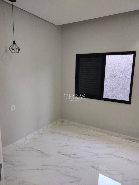 Casa à venda com 3 quartos, 131m² - Foto 11