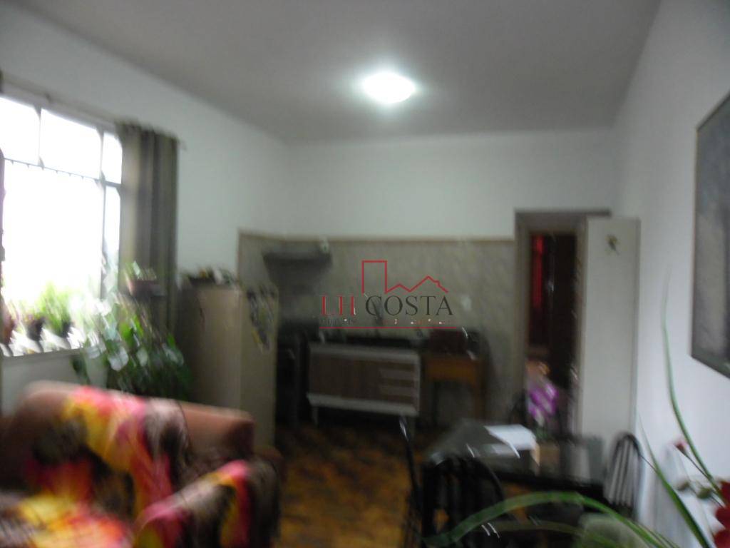 Apartamento à venda com 2 quartos, 110m² - Foto 2