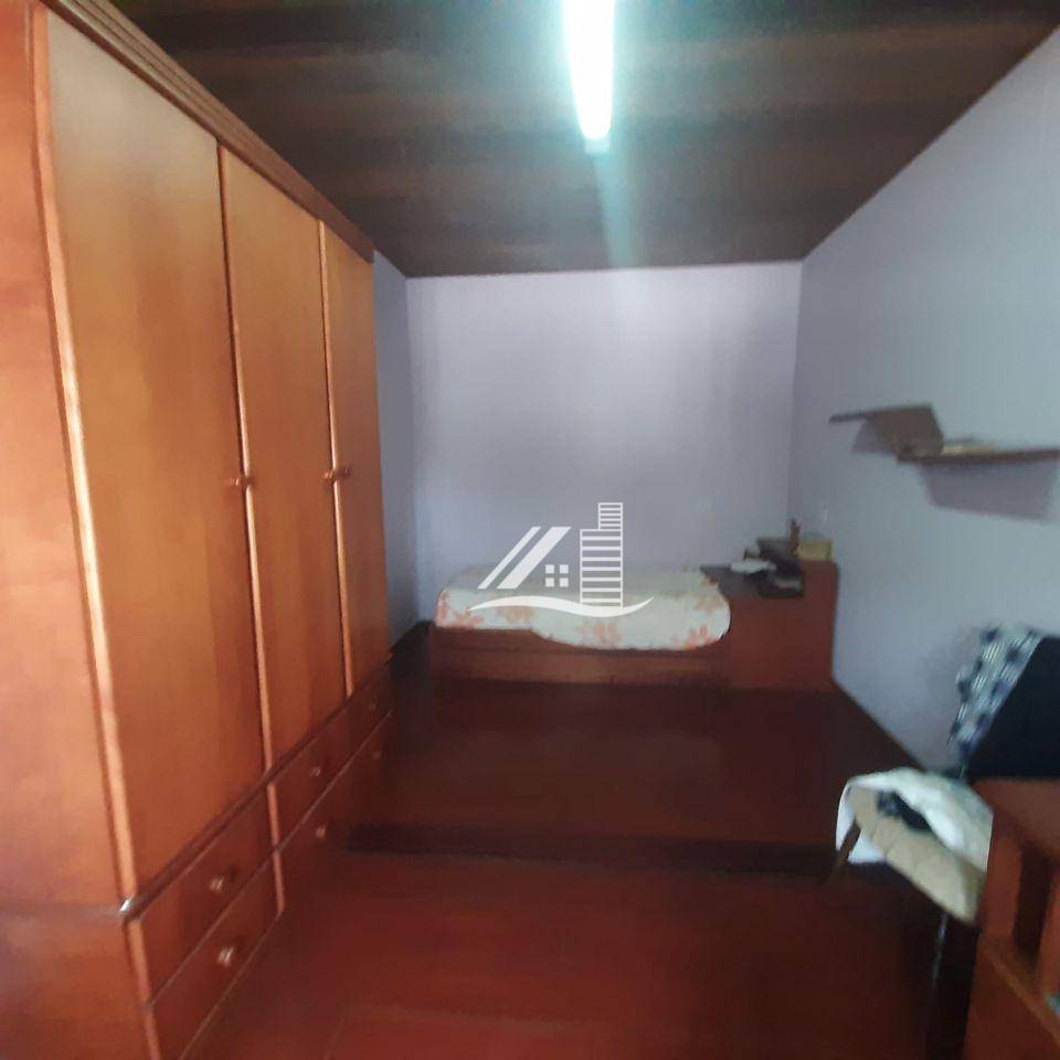 Sobrado à venda com 3 quartos, 271m² - Foto 12