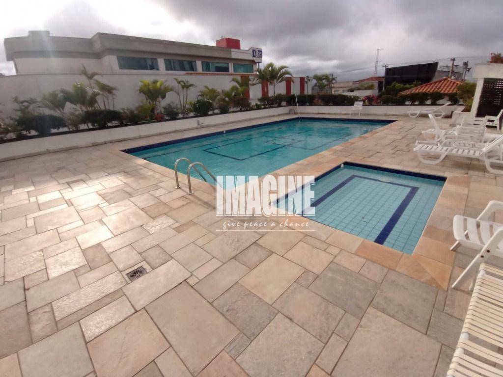 Apartamento à venda com 3 quartos, 175m² - Foto 12