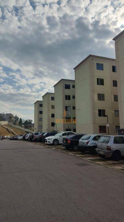 Apartamento à venda com 2 quartos, 45m² - Foto 2