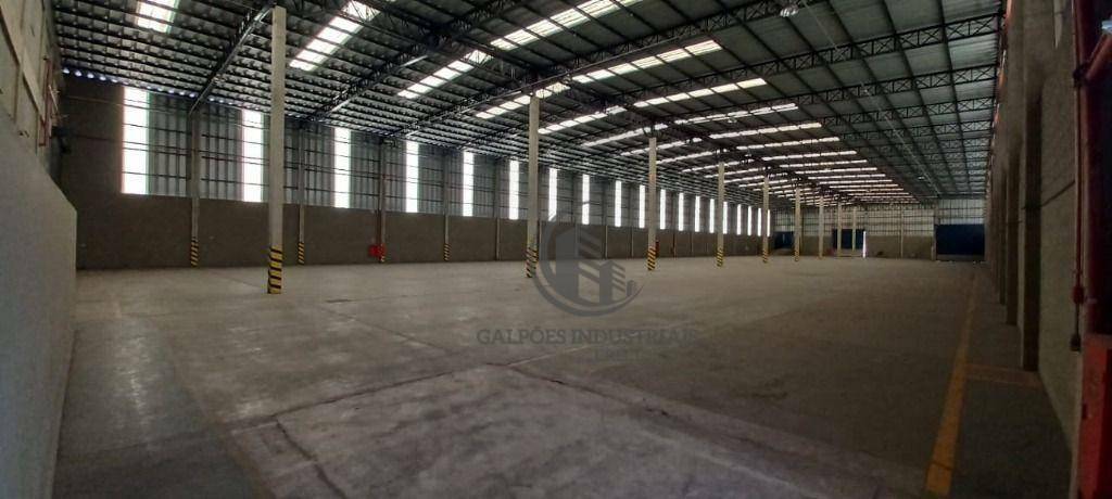 Depósito-Galpão-Armazém para alugar, 5600m² - Foto 1