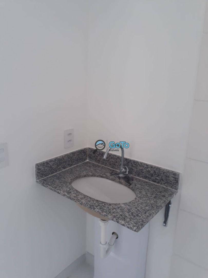 Apartamento à venda com 2 quartos, 37m² - Foto 15