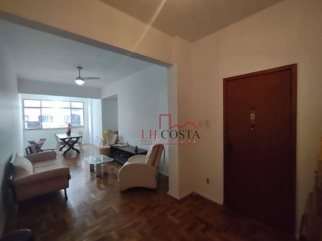 Apartamento à venda com 3 quartos, 120m² - Foto 1