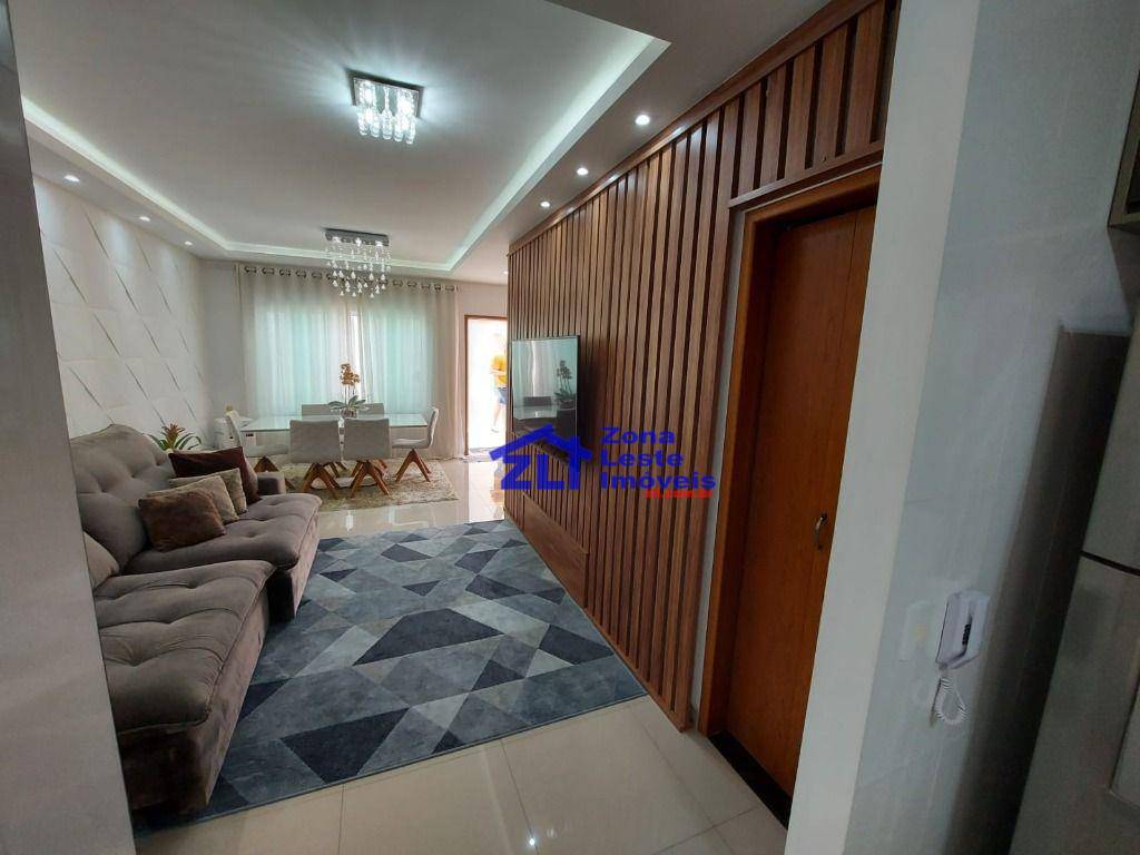 Sobrado à venda com 2 quartos, 120m² - Foto 1