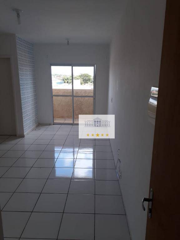 Apartamento à venda com 2 quartos, 55m² - Foto 4