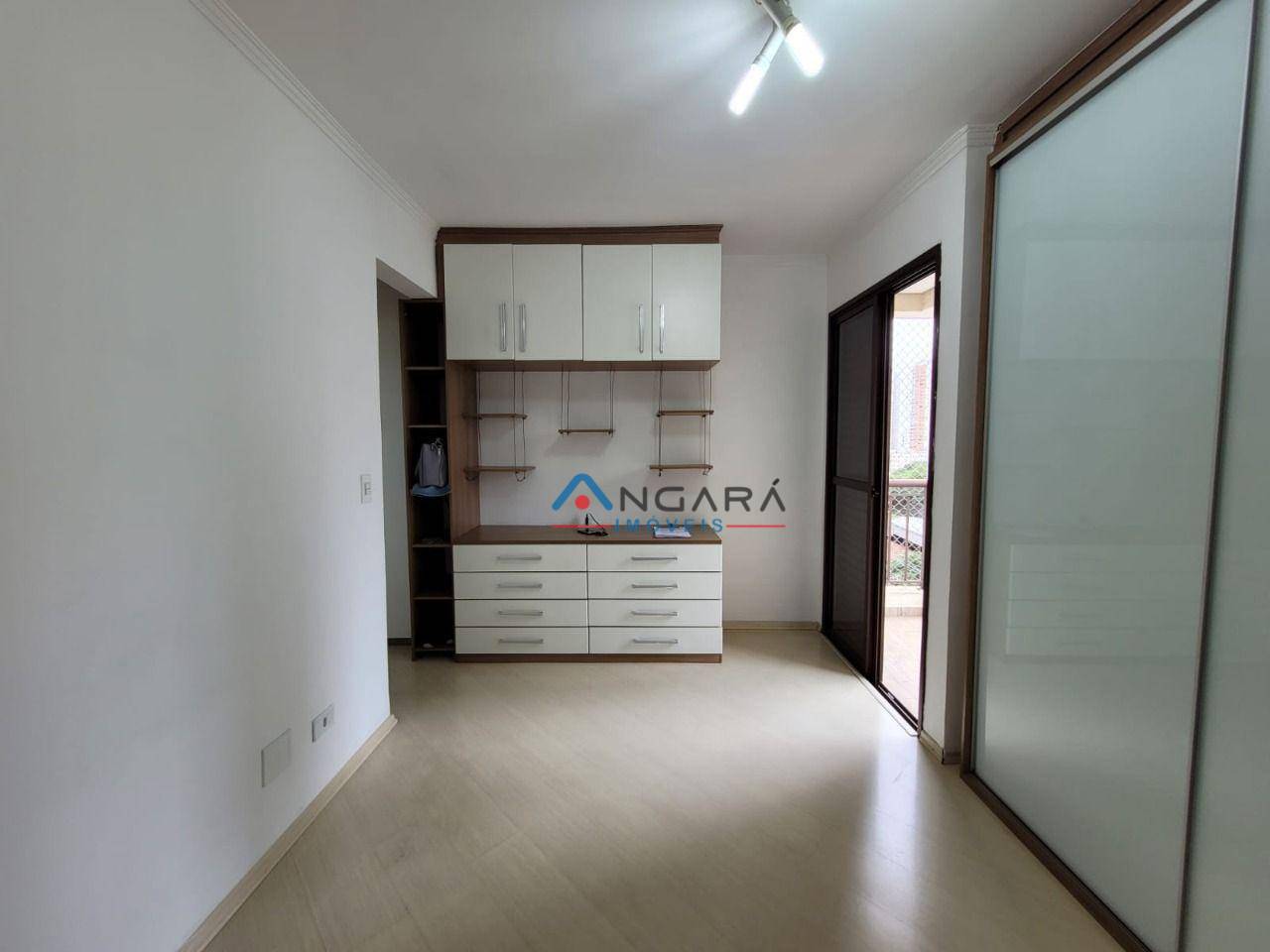 Apartamento à venda com 3 quartos, 97m² - Foto 18