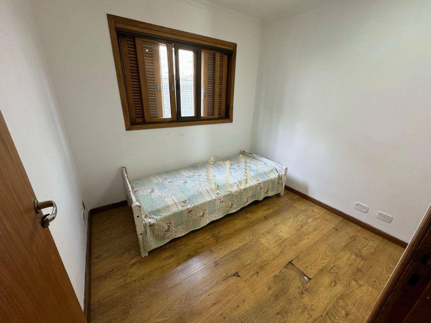 Casa de Condomínio à venda com 4 quartos, 200m² - Foto 18