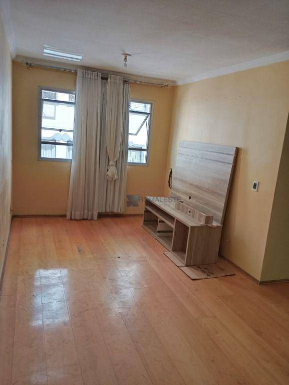 Apartamento à venda com 3 quartos, 64m² - Foto 7