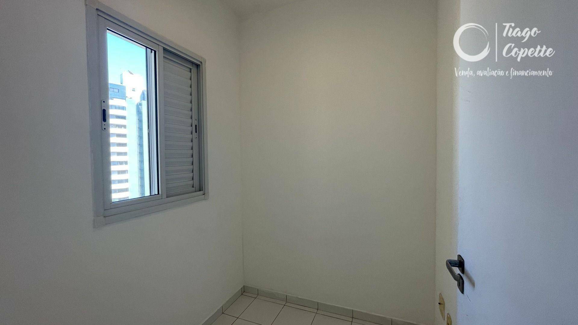 Apartamento para alugar com 3 quartos, 117m² - Foto 29