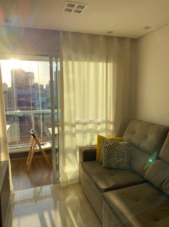 Apartamento à venda com 3 quartos, 67m² - Foto 2