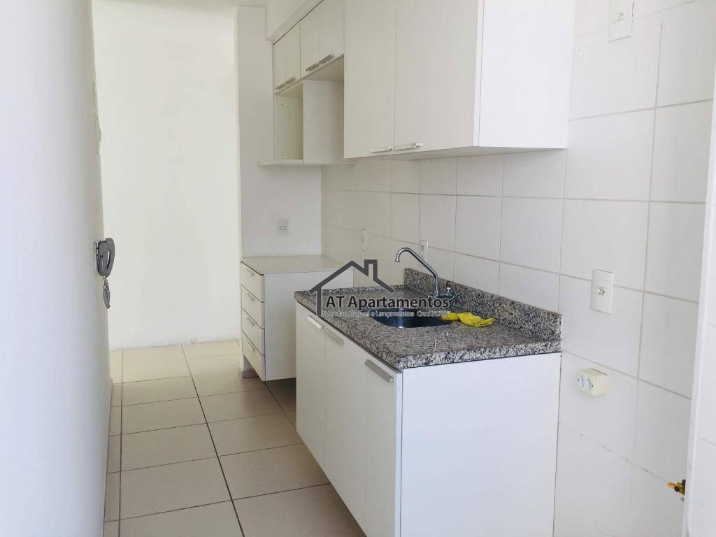 Apartamento à venda com 2 quartos, 58m² - Foto 8