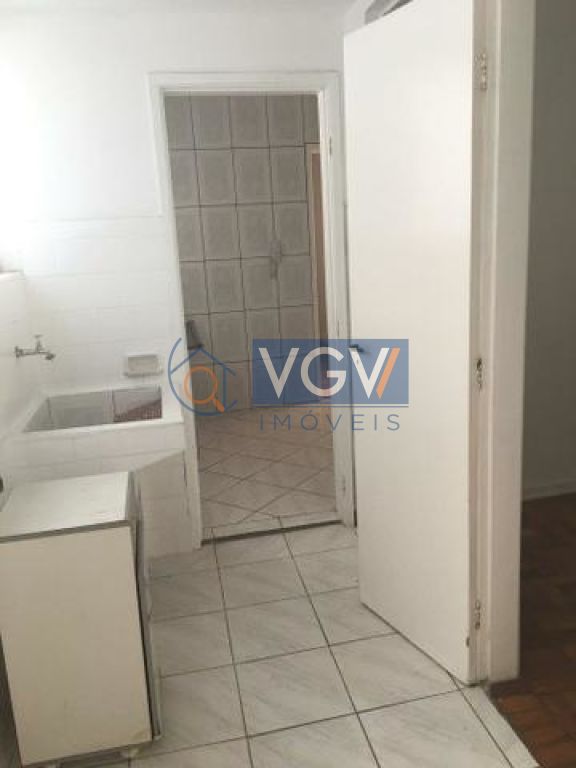 Apartamento para alugar com 3 quartos, 95m² - Foto 5