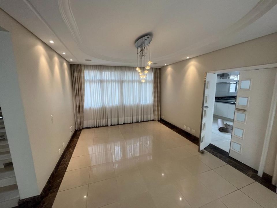 Casa de Condomínio à venda com 5 quartos, 750m² - Foto 14