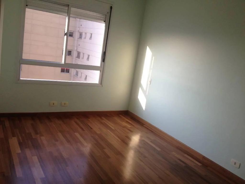 Apartamento à venda com 3 quartos, 134m² - Foto 7