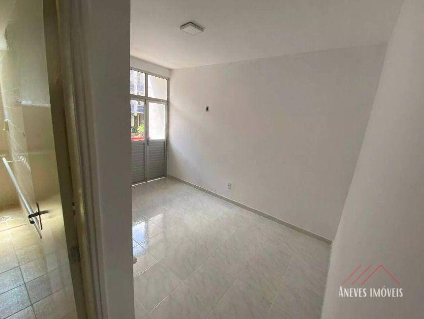 Apartamento à venda com 3 quartos, 112m² - Foto 5