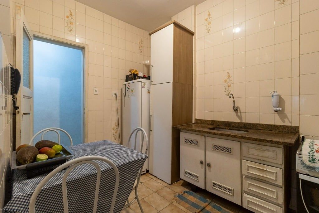 Apartamento à venda com 3 quartos, 105m² - Foto 9