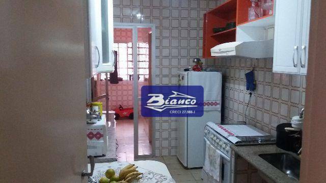 Apartamento à venda com 3 quartos, 80m² - Foto 13