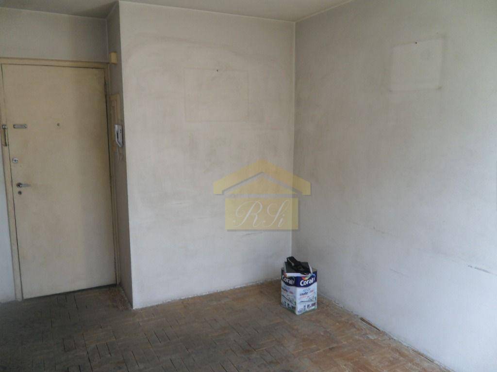 Apartamento à venda com 2 quartos, 68m² - Foto 5