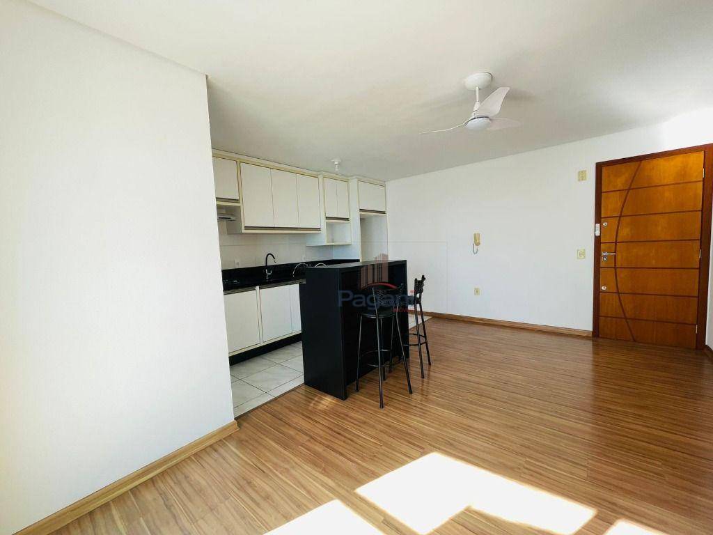 Apartamento para alugar com 2 quartos, 69m² - Foto 5