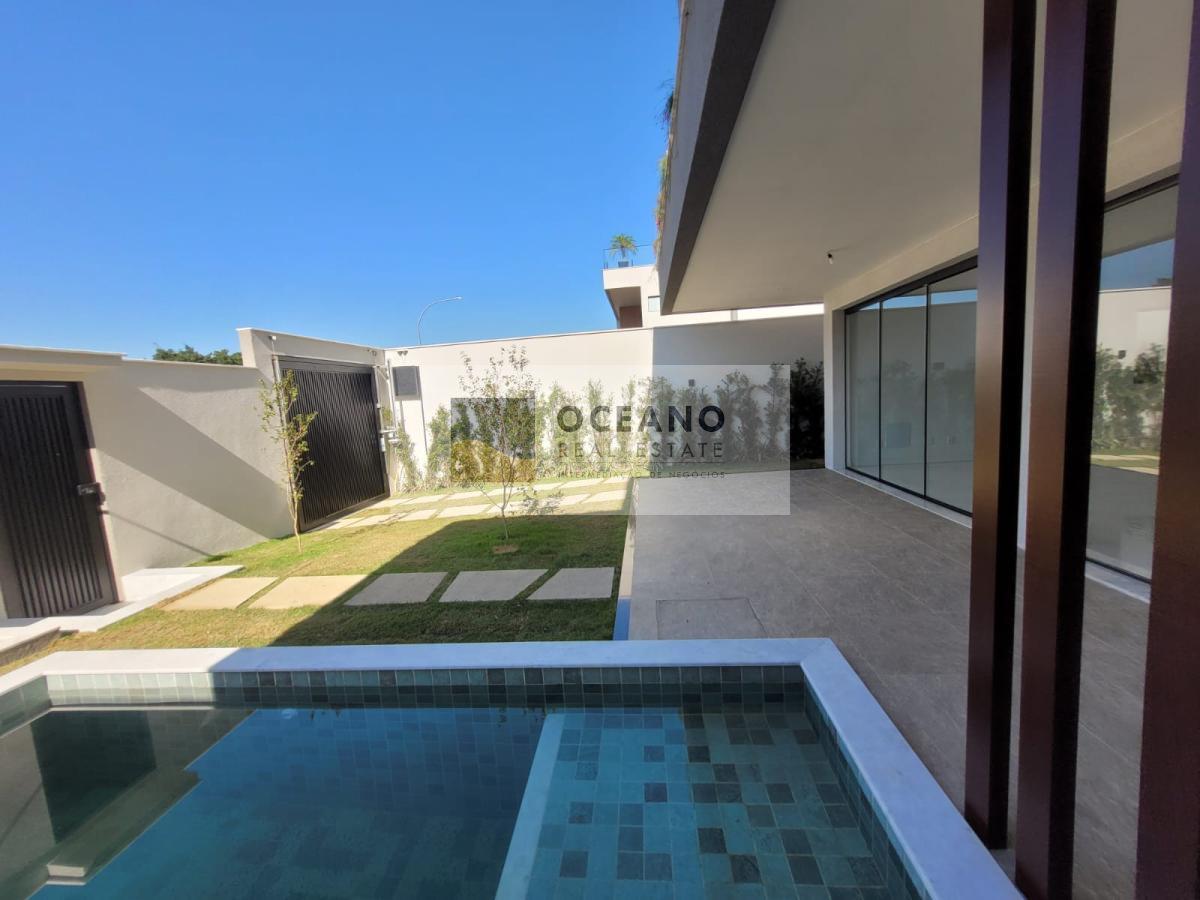 Casa de Condomínio à venda com 4 quartos, 215m² - Foto 8