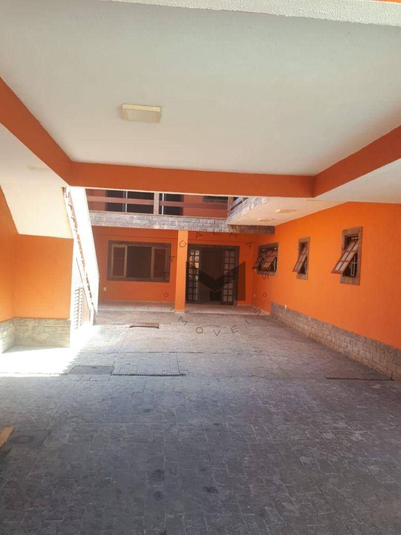 Casa à venda com 7 quartos, 399m² - Foto 8