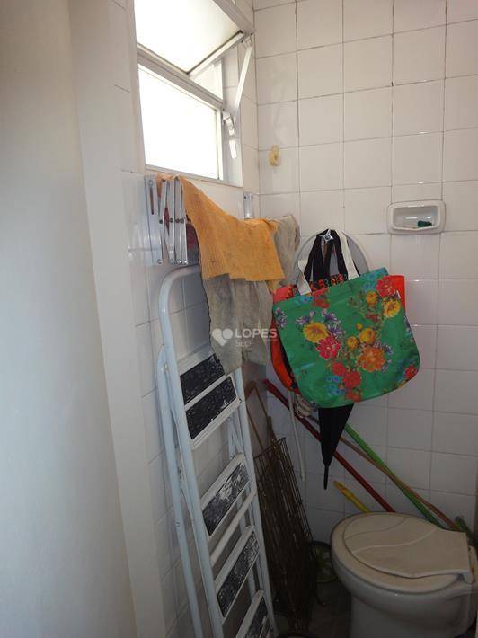 Apartamento à venda com 3 quartos, 90m² - Foto 17