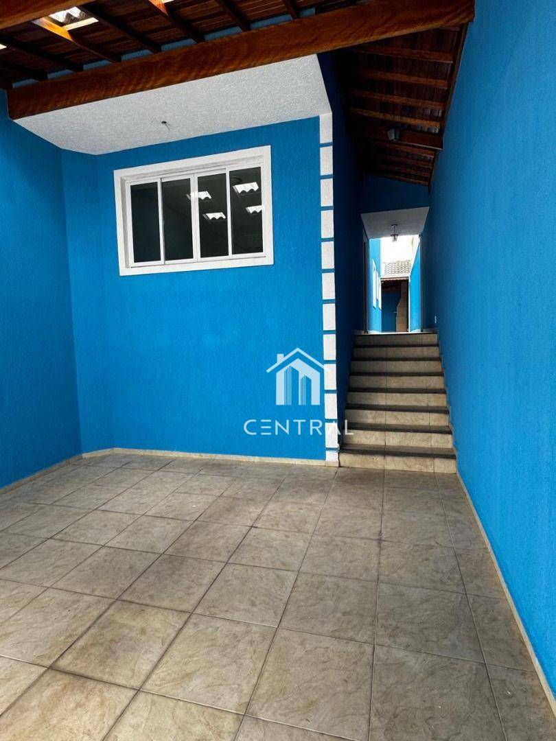 Sobrado à venda com 3 quartos, 115m² - Foto 2