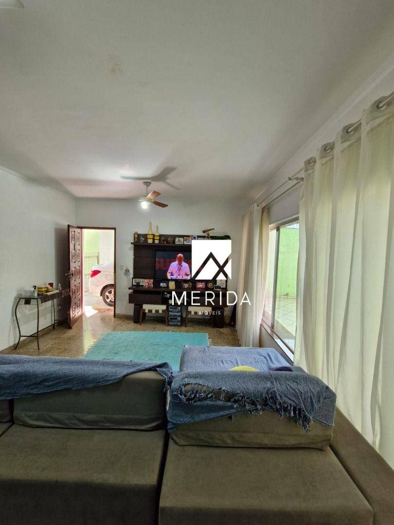 Sobrado à venda com 3 quartos, 237m² - Foto 4