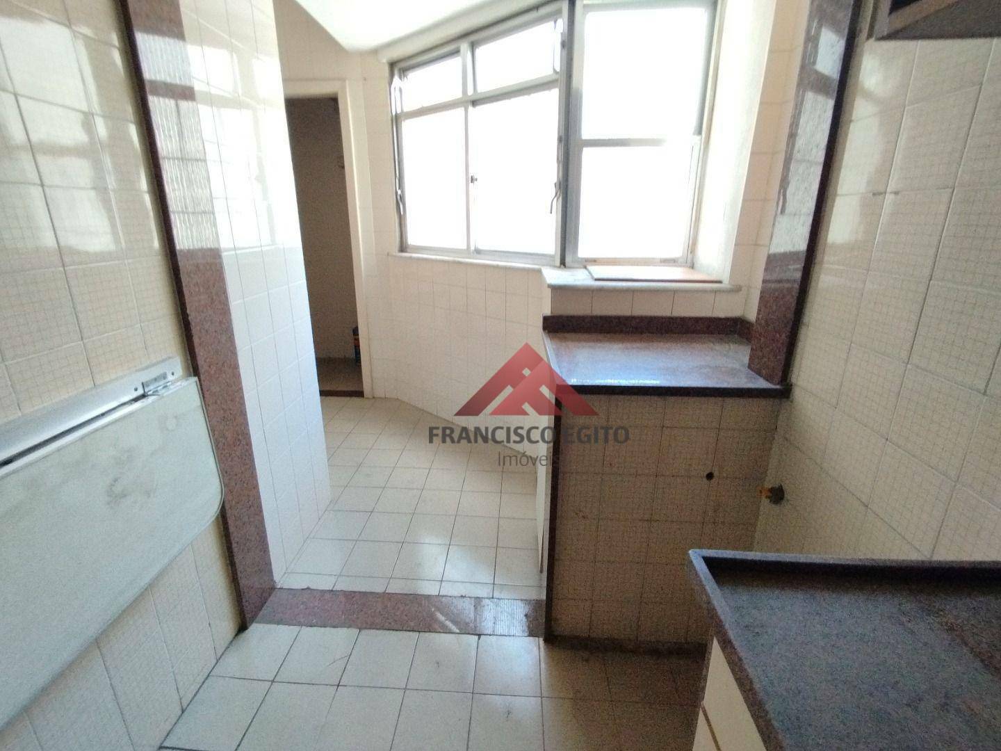 Apartamento à venda com 2 quartos, 70m² - Foto 22